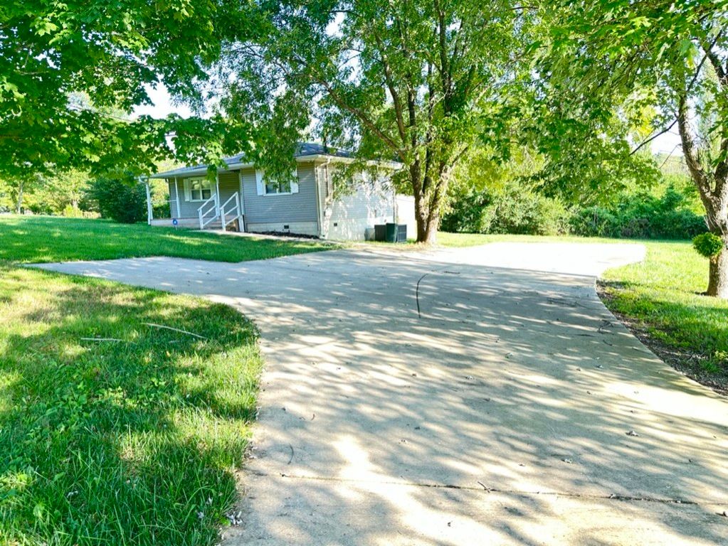 230 Martin Road, Portland, TN 37148