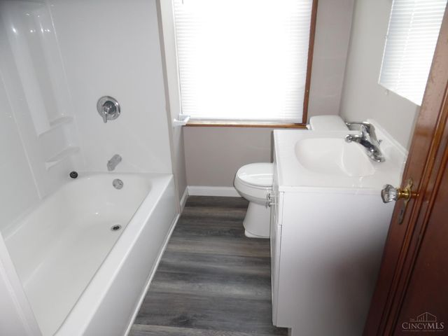 1635 W North Bend Road, Cincinnati, OH 45224