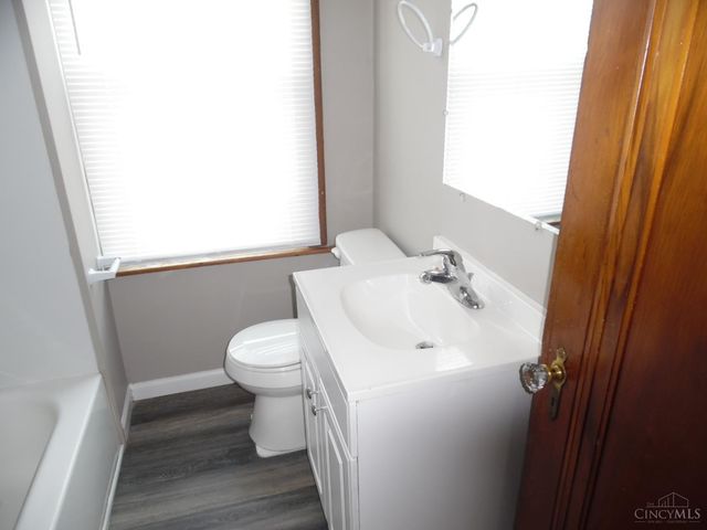 1635 W North Bend Road, Cincinnati, OH 45224
