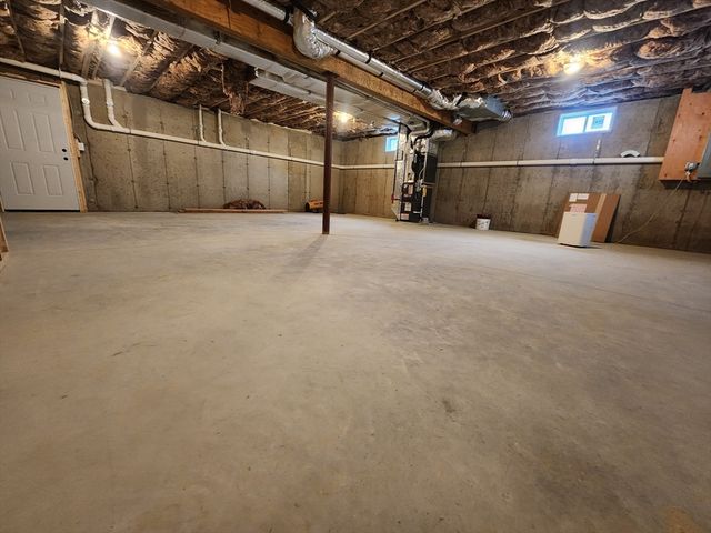 11 Stephanie Drive, Gardner, MA 01440