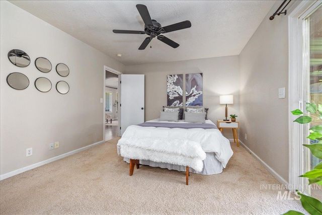 1379 N Caterpillar Ave, Kuna, ID 83634