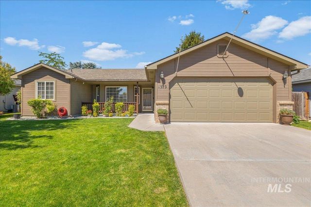 1379 N Caterpillar Ave, Kuna, ID 83634