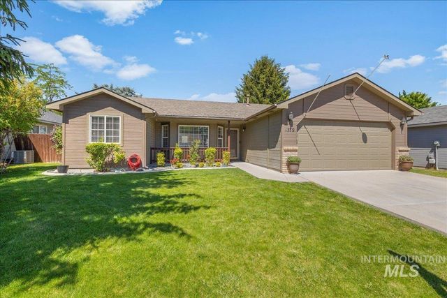 1379 N Caterpillar Ave, Kuna, ID 83634