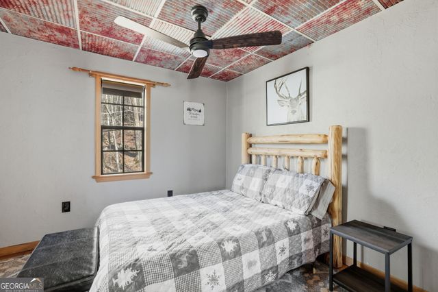 355 Henslee Hollow Lane, Rabun Gap, GA 30568