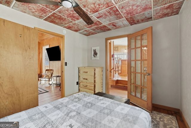 355 Henslee Hollow Lane, Rabun Gap, GA 30568