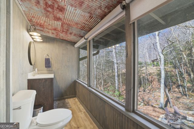 355 Henslee Hollow Lane, Rabun Gap, GA 30568