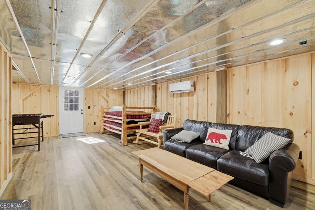 355 Henslee Hollow Lane, Rabun Gap, GA 30568