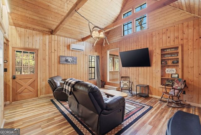 355 Henslee Hollow Lane, Rabun Gap, GA 30568