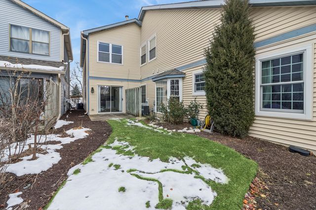 8313 Highpoint Circle F, Darien, IL 60561