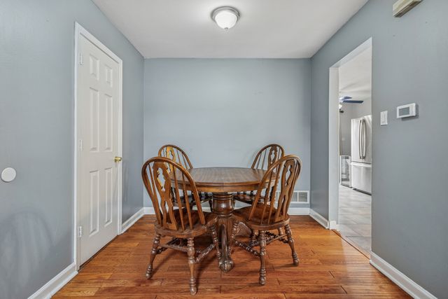 8313 Highpoint Circle F, Darien, IL 60561