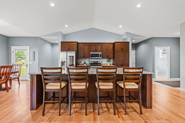 1765 HONOR STREET, Neenah, WI 54956