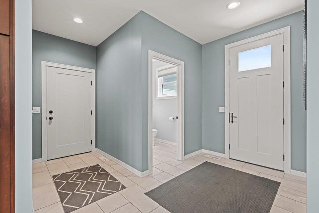 1765 HONOR STREET, Neenah, WI 54956