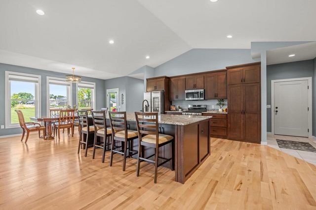 1765 HONOR STREET, Neenah, WI 54956