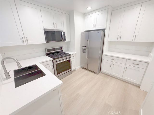 827 N Adams Street 829, Glendale, CA 91206