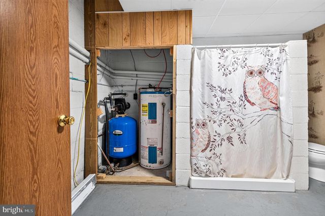 1247 SOMERS RD, Luray, VA 22835