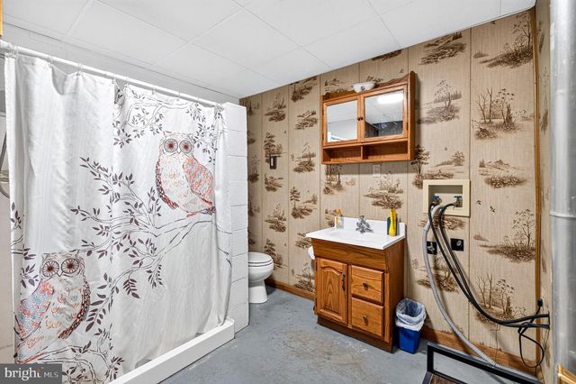 1247 SOMERS RD, Luray, VA 22835