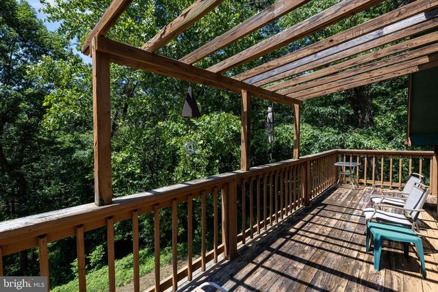1247 SOMERS RD, Luray, VA 22835