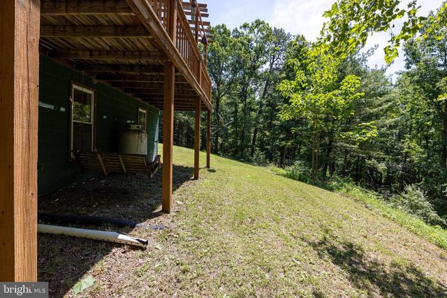 1247 SOMERS RD, Luray, VA 22835