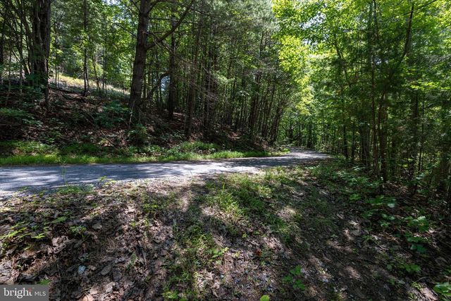 1247 SOMERS RD, Luray, VA 22835