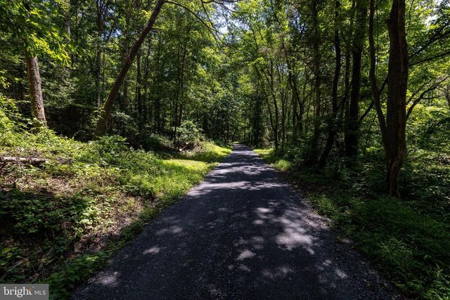 1247 SOMERS RD, Luray, VA 22835