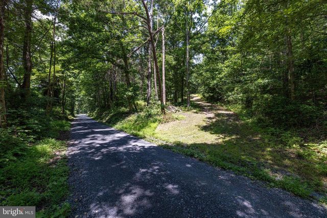 1247 SOMERS RD, Luray, VA 22835