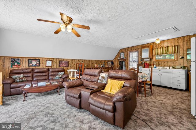1247 SOMERS RD, Luray, VA 22835