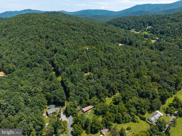 1247 SOMERS RD, Luray, VA 22835