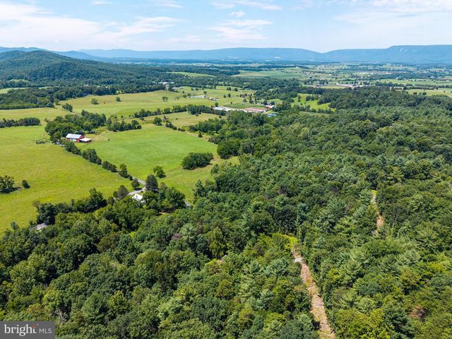 1247 SOMERS RD, Luray, VA 22835