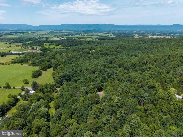 1247 SOMERS RD, Luray, VA 22835