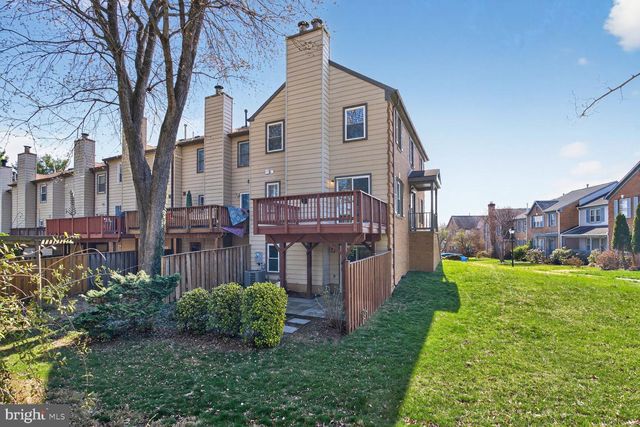 6587 ZOYSIA CT, Alexandria, VA 22312