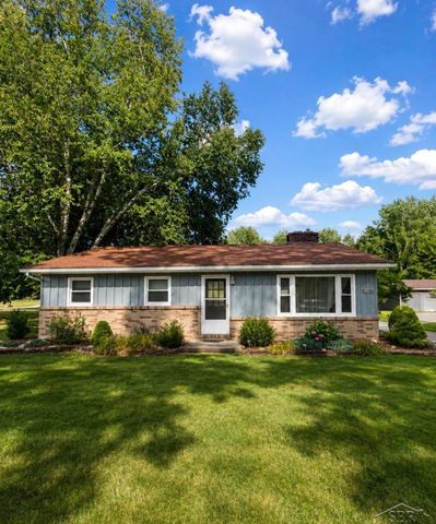 21991 Huron River Drive, Huron Twp, MI 48164