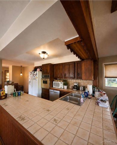 21991 Huron River Drive, Huron Twp, MI 48164