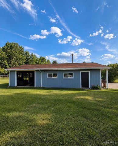 21991 Huron River Drive, Huron Twp, MI 48164