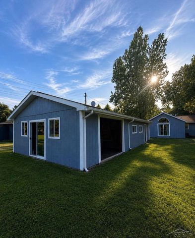21991 Huron River Drive, Huron Twp, MI 48164
