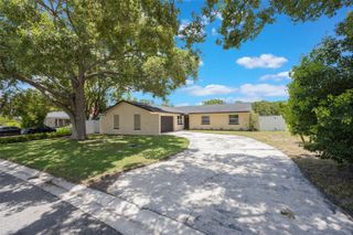 725 LAUREL WAY, Casselberry, FL 32707
