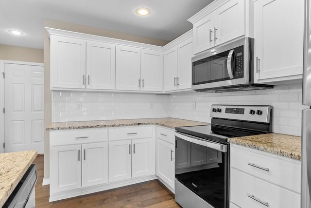 876 E Ozark Jubilee Road, Nixa, MO 65714