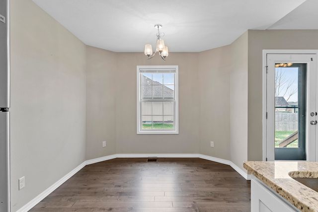 876 E Ozark Jubilee Road, Nixa, MO 65714