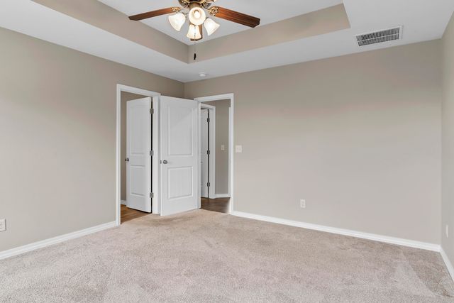 876 E Ozark Jubilee Road, Nixa, MO 65714