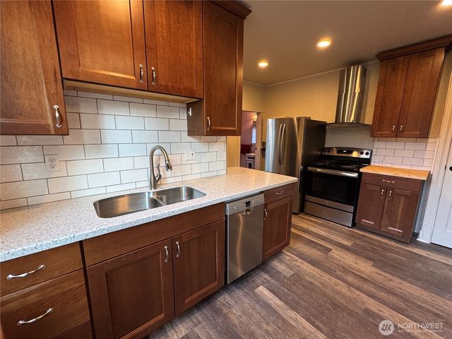 2520 Eureka Avenue, Centralia, WA 98531