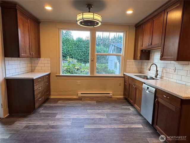 2520 Eureka Avenue, Centralia, WA 98531