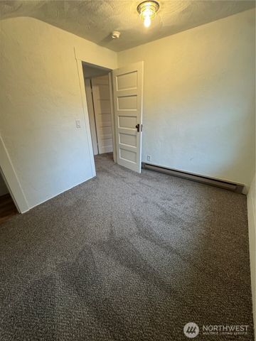 2520 Eureka Avenue, Centralia, WA 98531