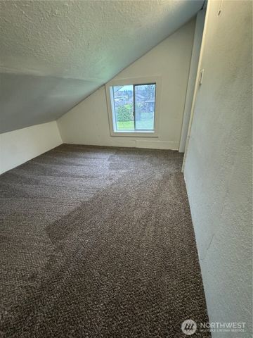 2520 Eureka Avenue, Centralia, WA 98531