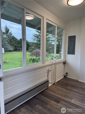 2520 Eureka Avenue, Centralia, WA 98531