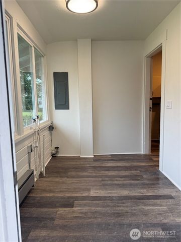 2520 Eureka Avenue, Centralia, WA 98531