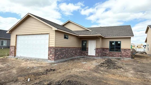 5079 N Toben Dr., Bel Aire, KS 67226