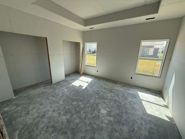 5079 N Toben Dr., Bel Aire, KS 67226
