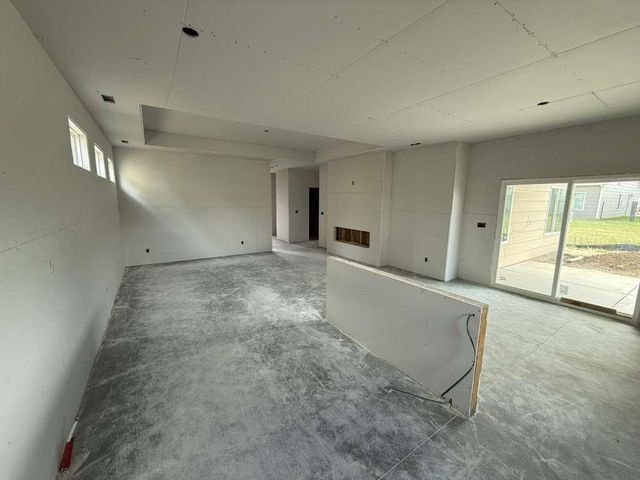 5079 N Toben Dr., Bel Aire, KS 67226