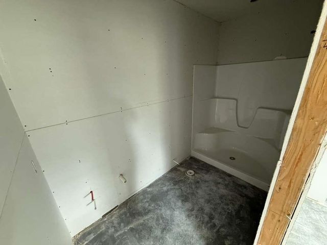 5079 N Toben Dr., Bel Aire, KS 67226