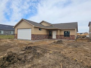 5079 N Toben Dr., Bel Aire, KS 67226