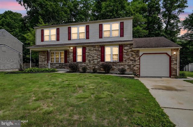 102 AVIGNON CT, Newark, DE 19702